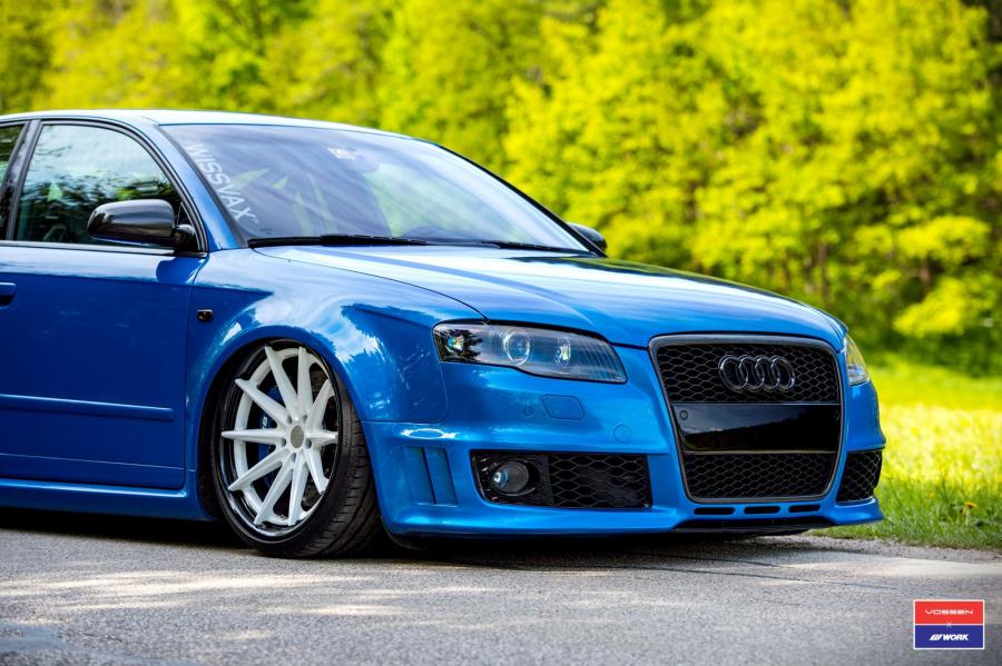 Детали экстерьера Audi RS4 Sedan on Vossen Wheels (VWS-1) 2016 года  (фото 6 из 24)